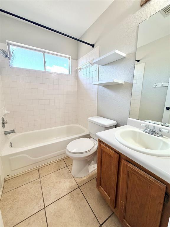 Building Photo - 1145 Kentra Dr