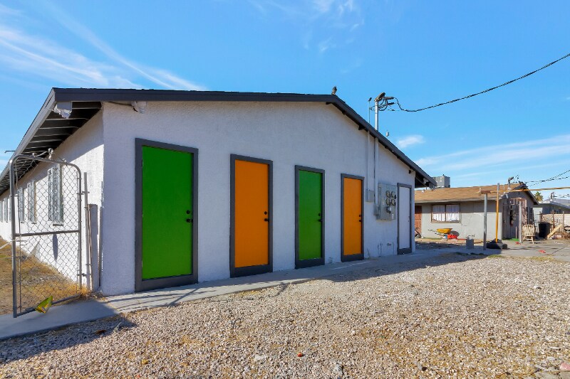 Building Photo - 2518 N McCarran St