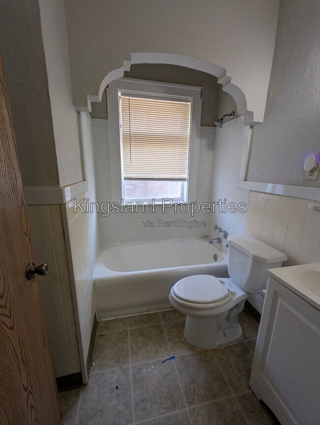 Building Photo - 5529 Mimika Ave