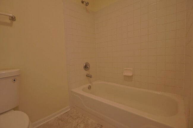 Building Photo - 14252 S Hemingway Cir