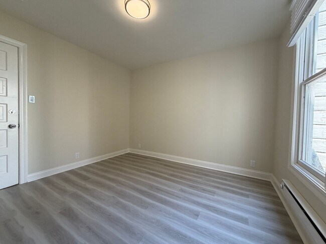 Building Photo - 569-571-571 Minna St