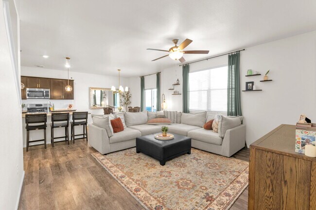 Building Photo - 26813 E Archer Ave