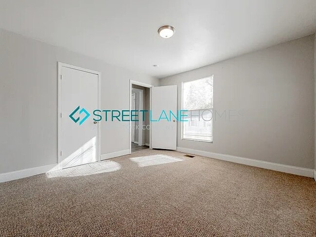 Building Photo - 6563 Avalon Ave