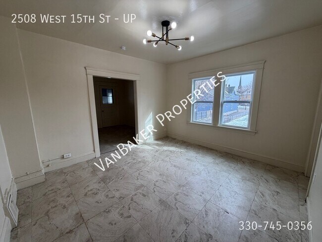 Building Photo - 2508 W 15th St