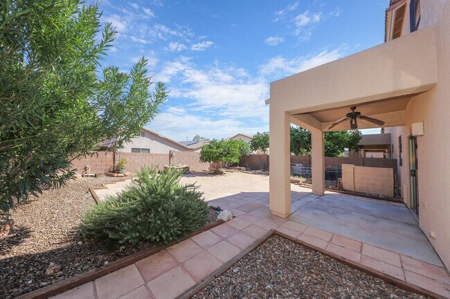 Building Photo - 12665 E Nona Ln