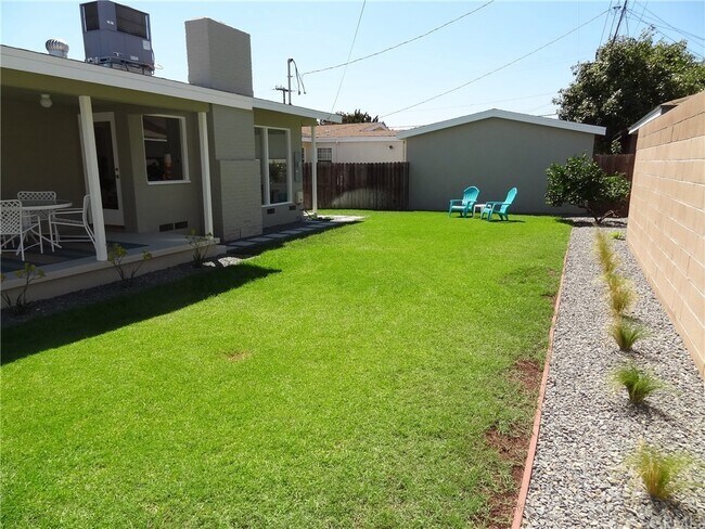 Building Photo - 6721 E La Marimba St