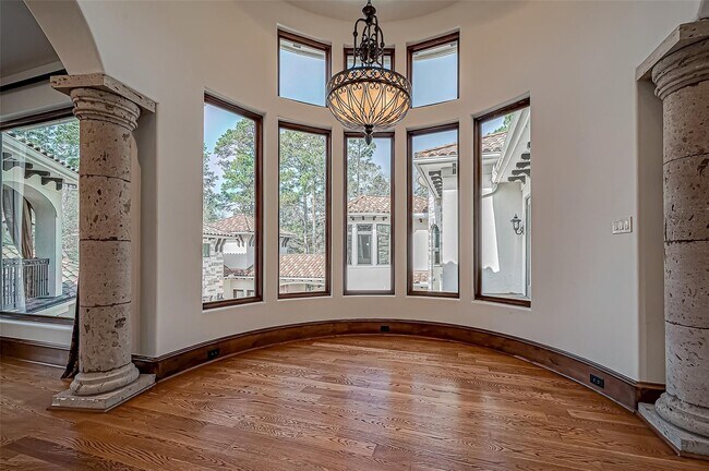 Building Photo - 3 Congressional Cir