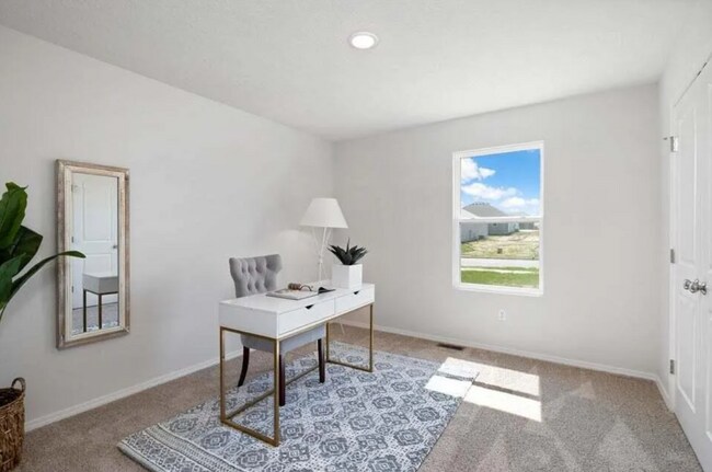 Building Photo - 3 Bedroom Home in Monett