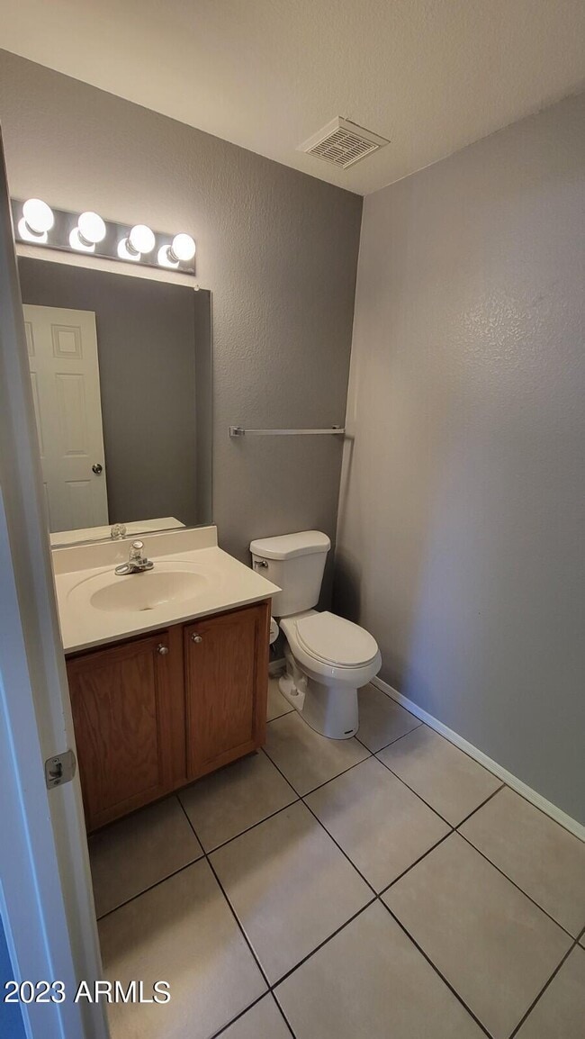 Building Photo - 5846 W Gelding Dr