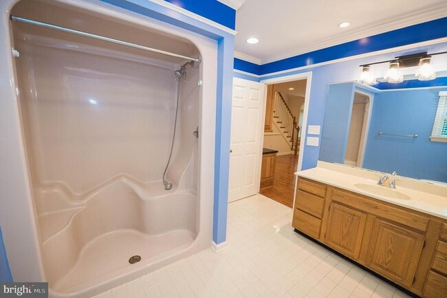 Building Photo - 5482 Royal Mile Blvd