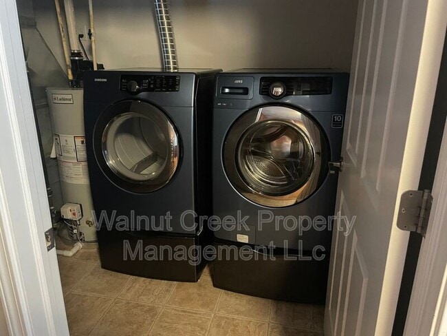 Building Photo - 7405 Battery Park Blvd