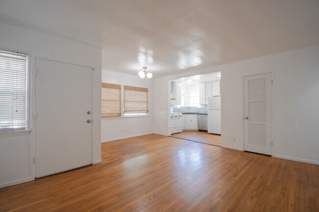 Building Photo - 1781 Washington Way