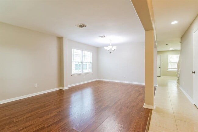 Building Photo - 21606 Gannet Peak Way