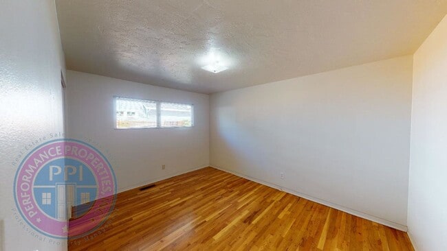 Building Photo - lac831