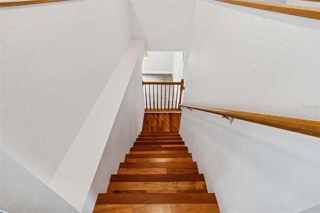 Building Photo - 18154 Sandy Pointe Dr