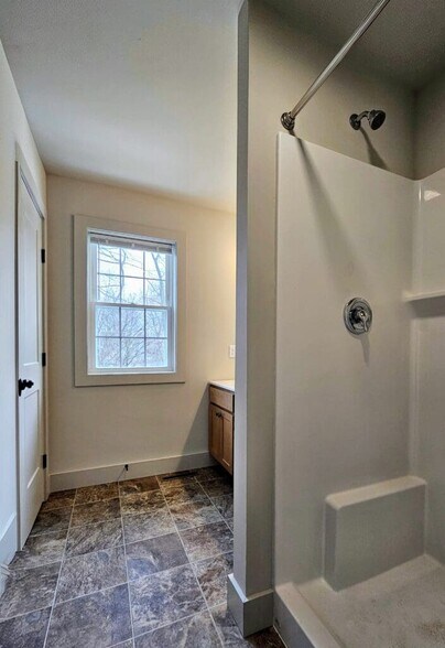 Building Photo - 950 N 9th St