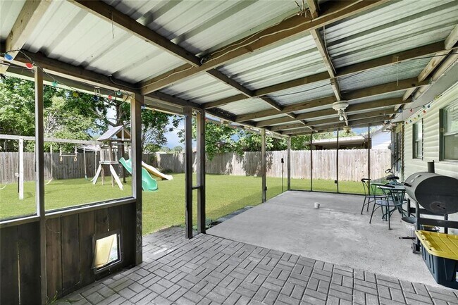 Building Photo - 3323 Suiter Way
