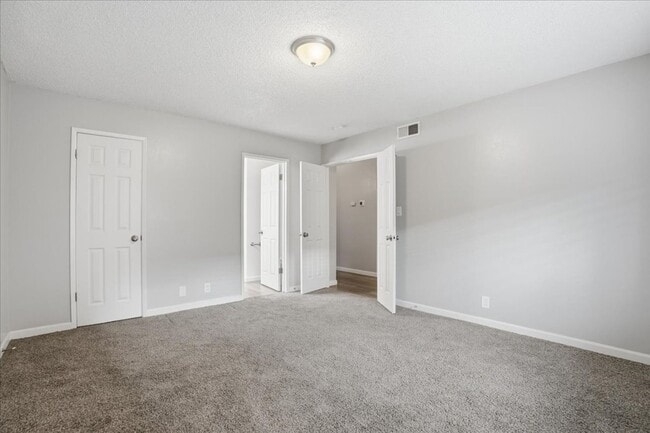 Building Photo - 2491-2491 American River Dr