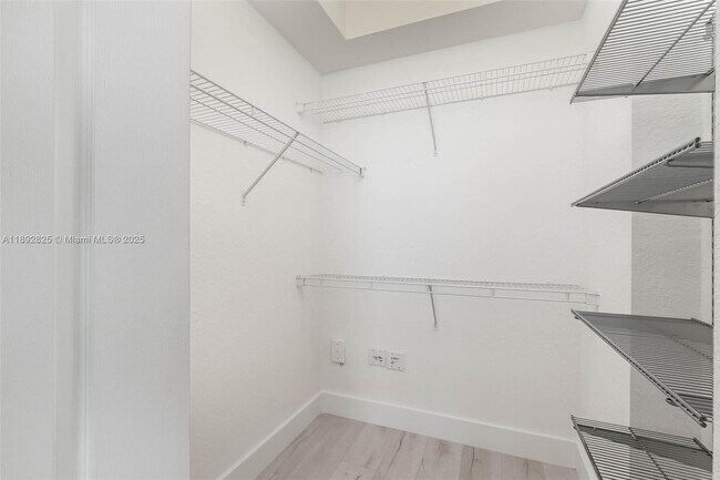 Building Photo - 6001 SW 70th St