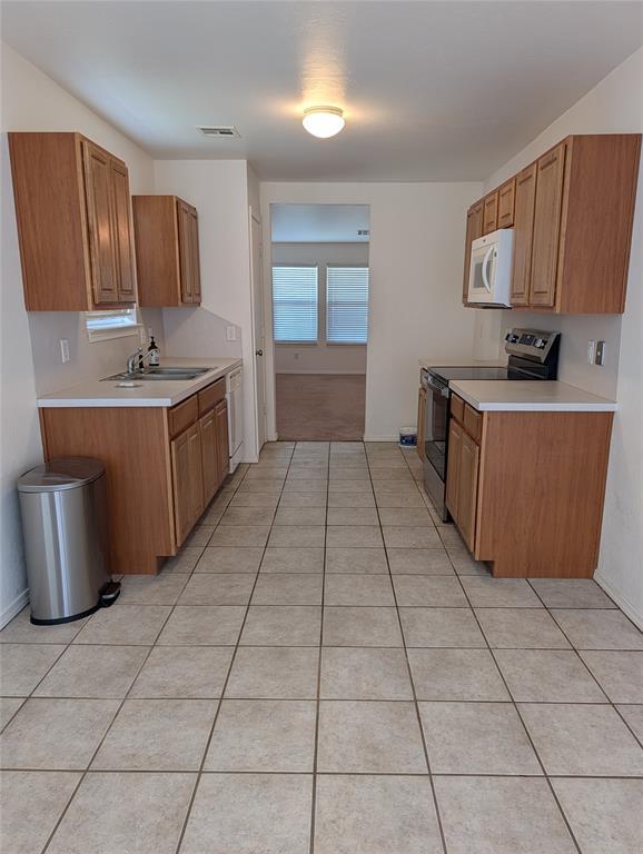 Building Photo - 1004 SW 156th St