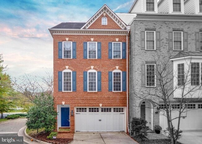 Building Photo - 3510 Goddard Way