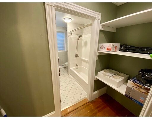 Building Photo - 125 Broadway