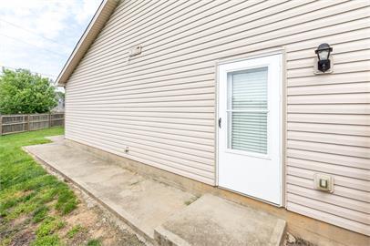 Building Photo - 300 Elkchester Cir