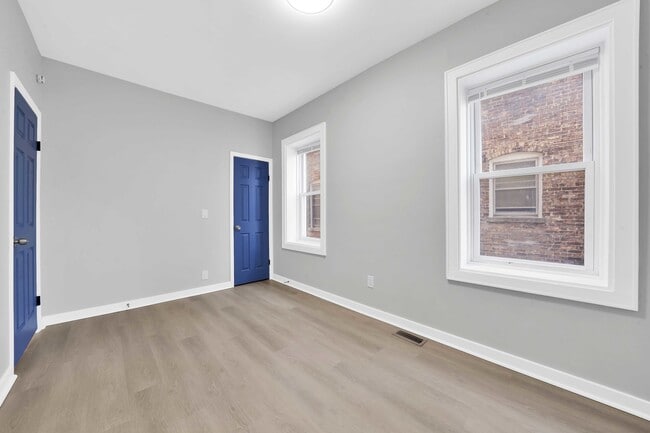 Building Photo - 41 W 14th Pl