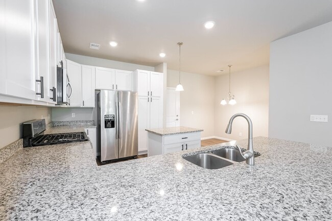 Building Photo - 14933 E Belleview Dr