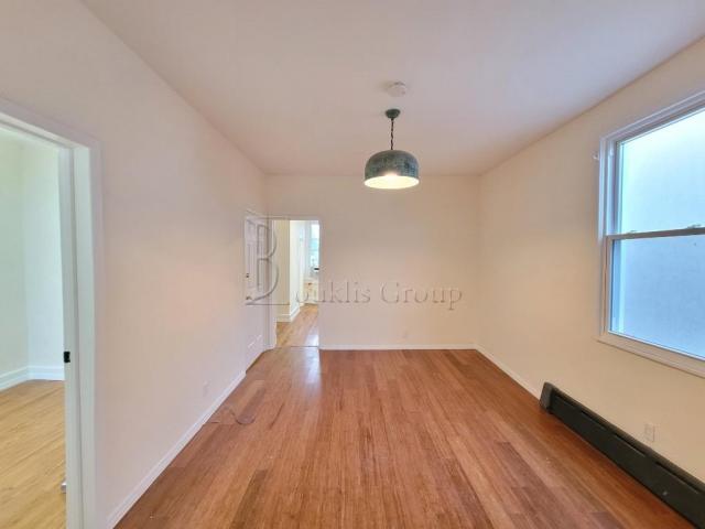 Building Photo - 2 bedroom in ASTORIA NY 11105