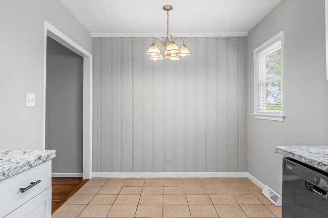 Building Photo - Updated Home with Hardwood Floors, LR & De...