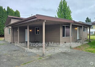 Building Photo - 710 Beach Ave