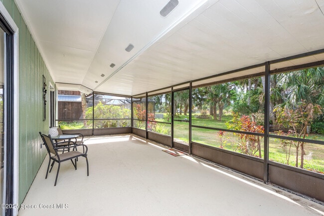 Building Photo - 4805 Squires Dr
