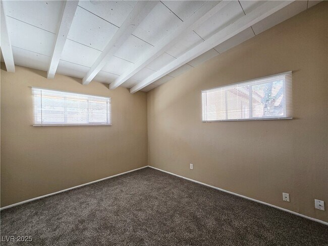 Building Photo - 713 N 18th St