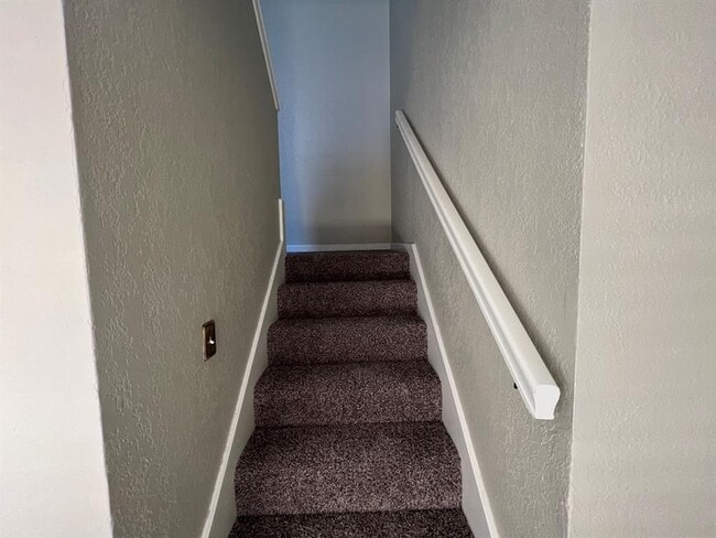 Building Photo - 1902 Three Stars Rd