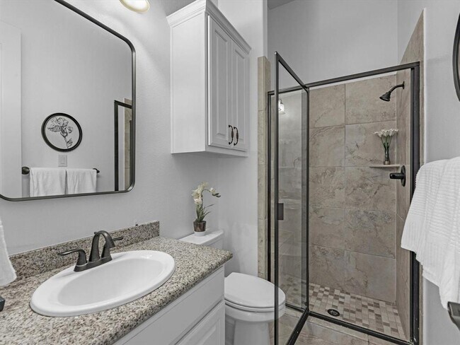 Building Photo - 19003 Cove Manor Dr