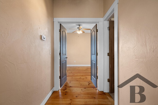 Building Photo - 1543 S Tuscany Ct