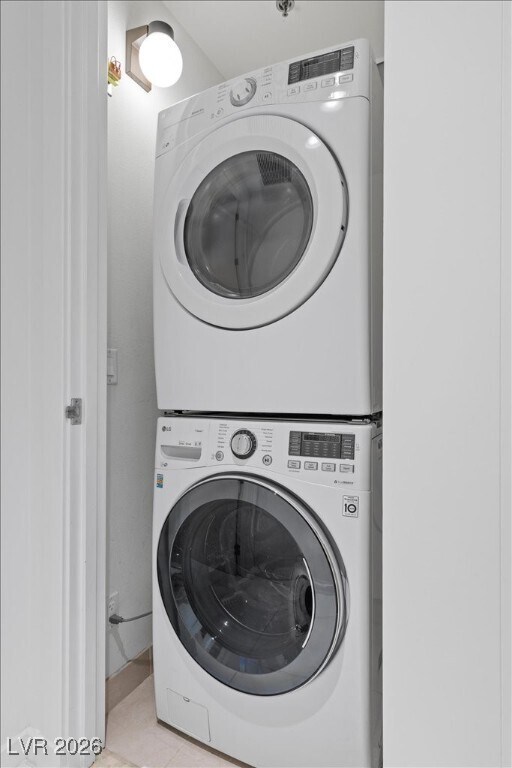 Building Photo - 4525 Dean Martin Dr