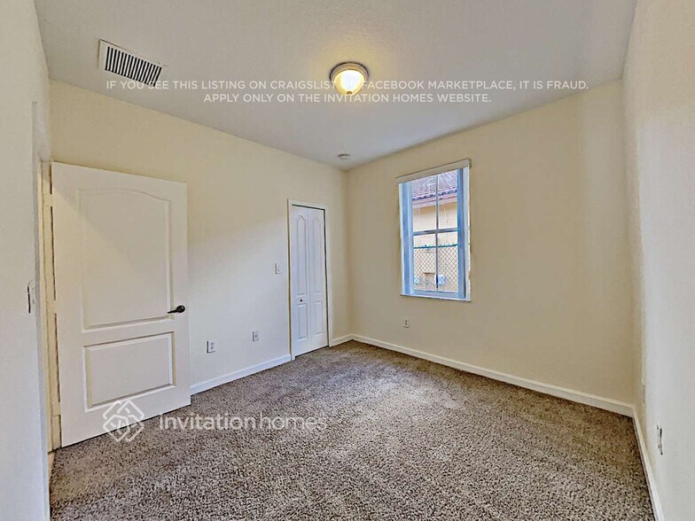 Building Photo - 15470 SW 23rd Ln