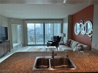 Building Photo - 222 Karen Ave