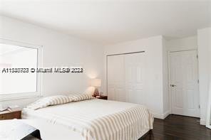 Building Photo - 1005 NW 106th Ave Cir