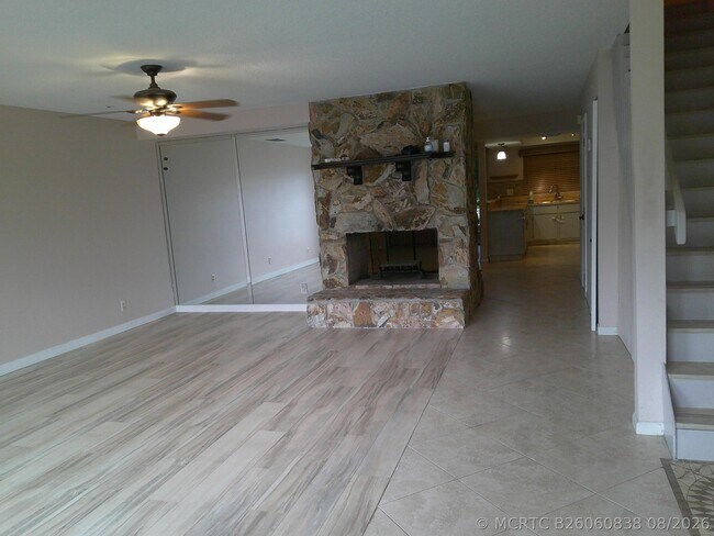 Building Photo - 4291 Coral Springs Dr