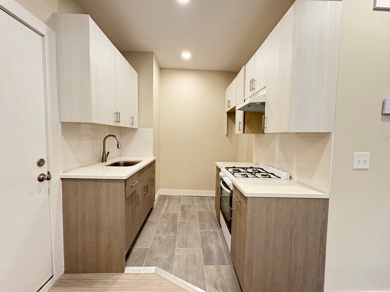 Unit 14 - 88 Pulaski St