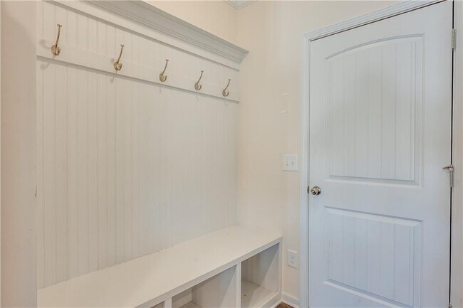 Building Photo - 5317 Burrus Ln