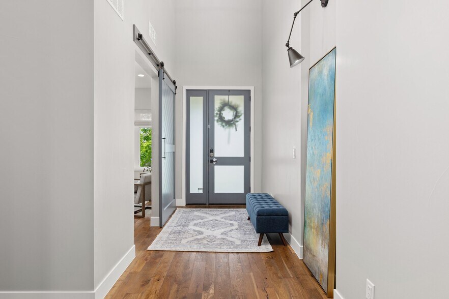 Building Photo - 3681 Paonia St