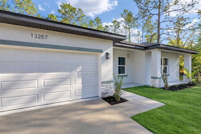 Building Photo - 13257 SW 73rd Ave Rd