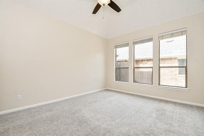 Building Photo - 3306 Silverbrook Ln