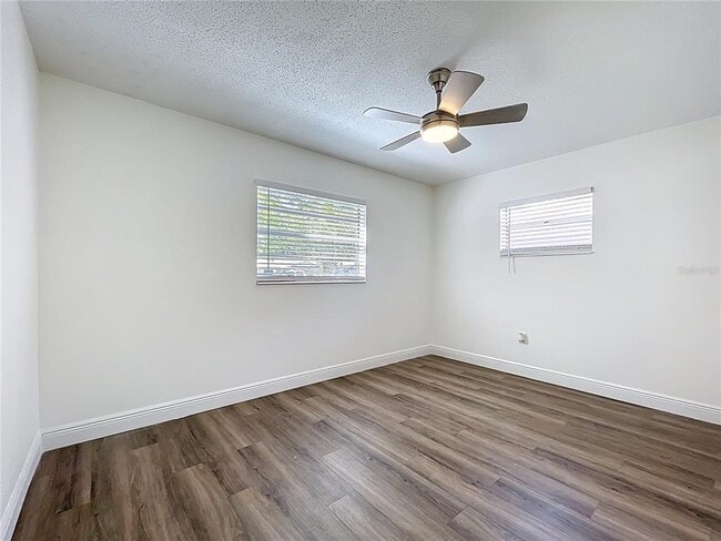 Building Photo - 1307 Jean Ct