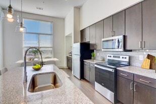 Building Photo - Seventy8 and Westgate