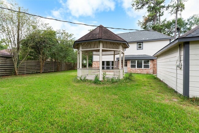 Building Photo - 28814 Enchanted Dr